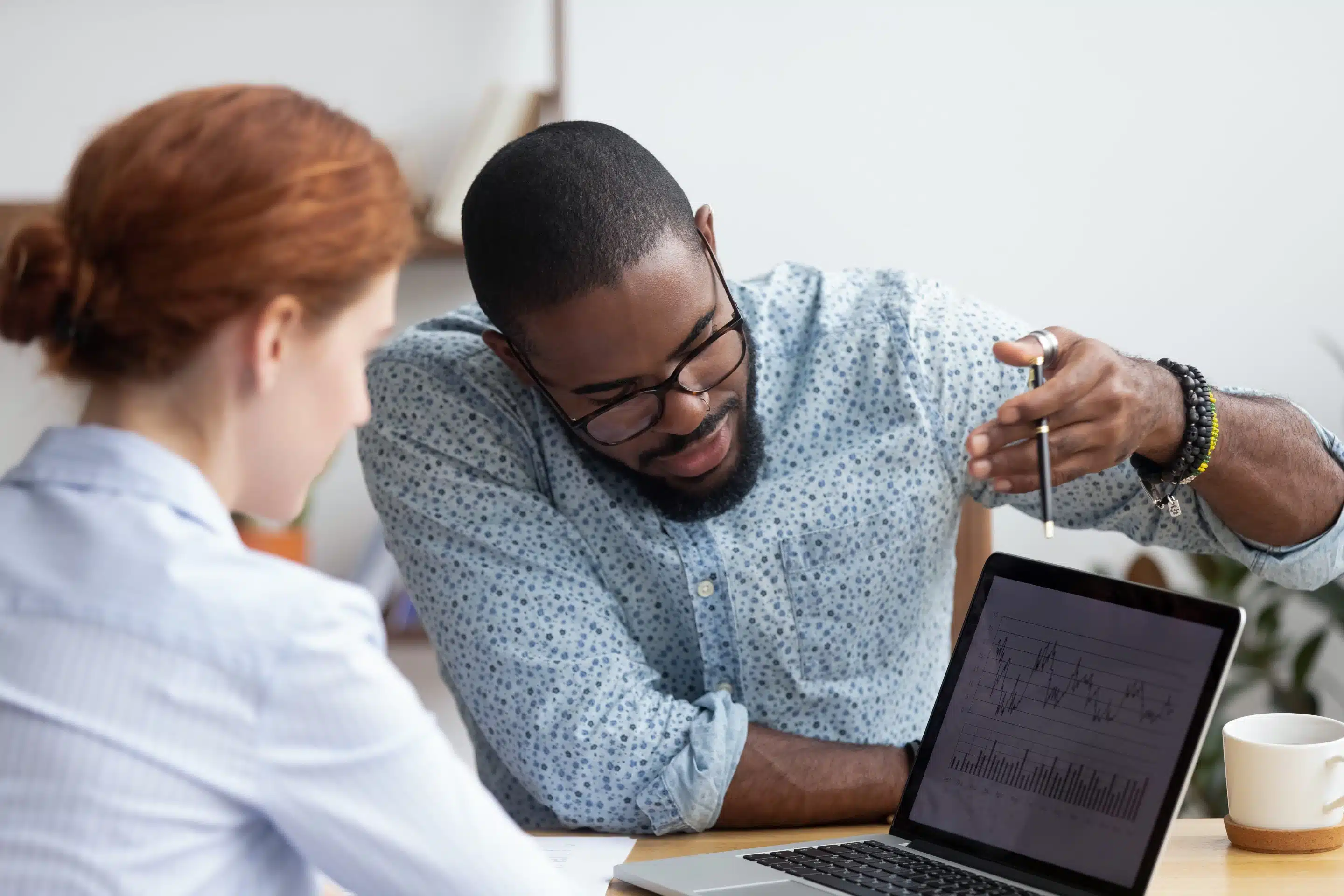 Statistician walks client through report